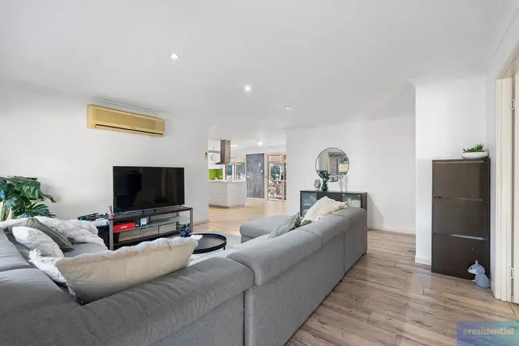 Fourth view of Homely house listing, 2 Deiter Court, Edens Landing QLD 4207