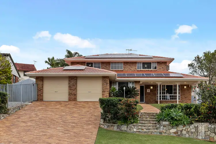 3 Waverney Court, Carindale QLD 4152