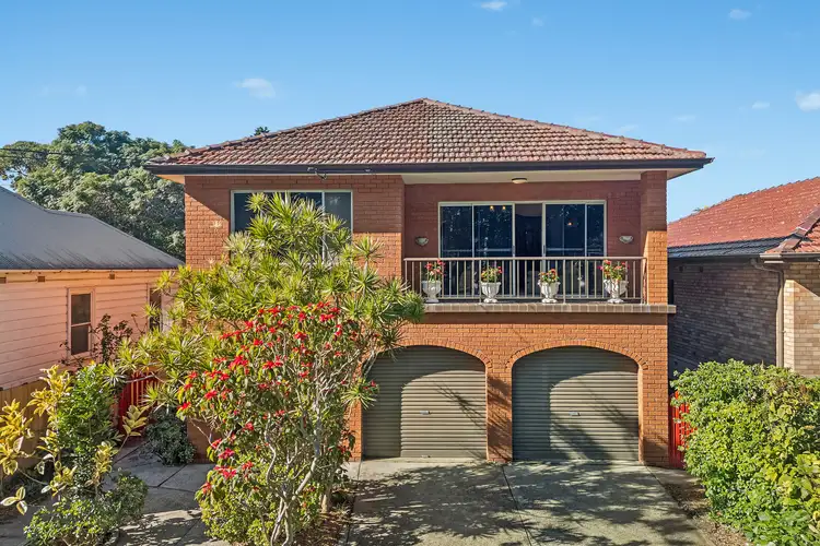 13 Pine Avenue, Brookvale NSW 2100