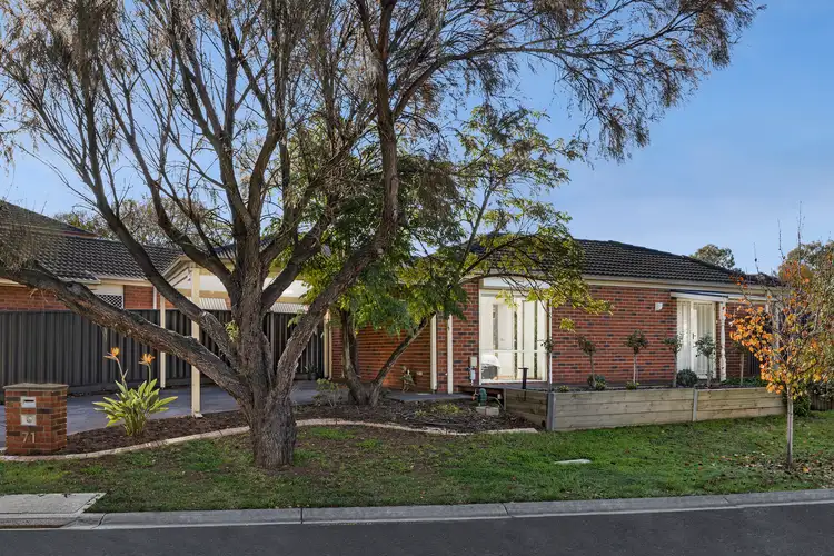 71 Bluebell Crescent, Gowanbrae VIC 3043