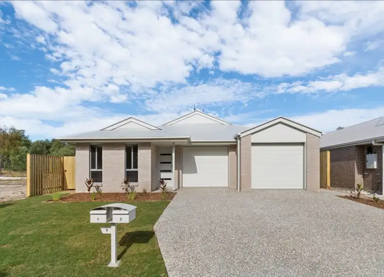 2/9 Creek Place, Park Ridge QLD 4125