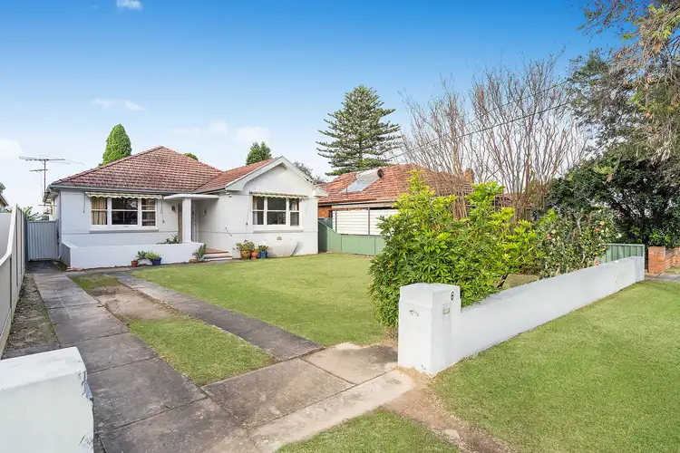 6 Booragul Street, Beverly Hills NSW 2209