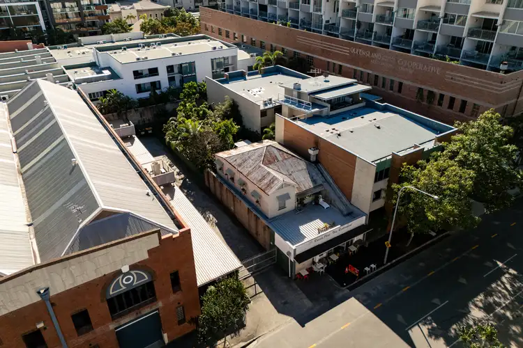 136 Commercial Road, Teneriffe QLD 4005