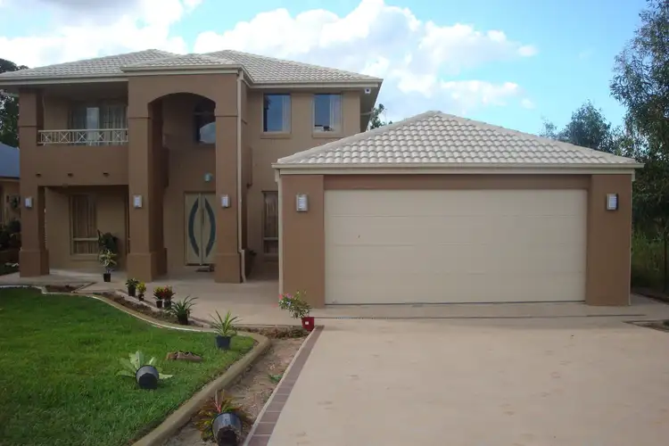 57 Taylor Place, Mackenzie QLD 4156