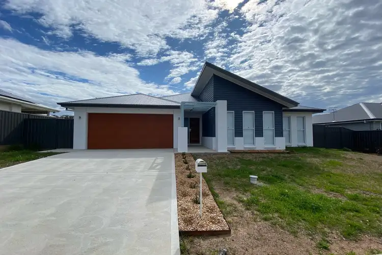 8 Hone Creek Drive, Mudgee NSW 2850