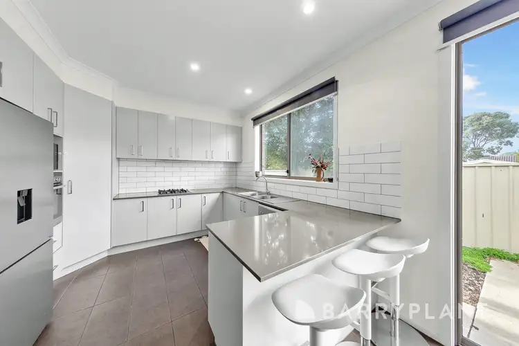 Fourth view of Homely unit listing, 2/76 Marshall Avenue, St Albans VIC 3021