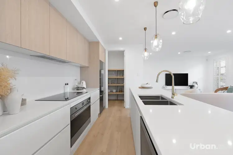 Second view of Homely house listing, 32 Kingham Circuit, Thornton NSW 2322