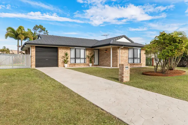 19 Mossman Way, Sandstone Point QLD 4511