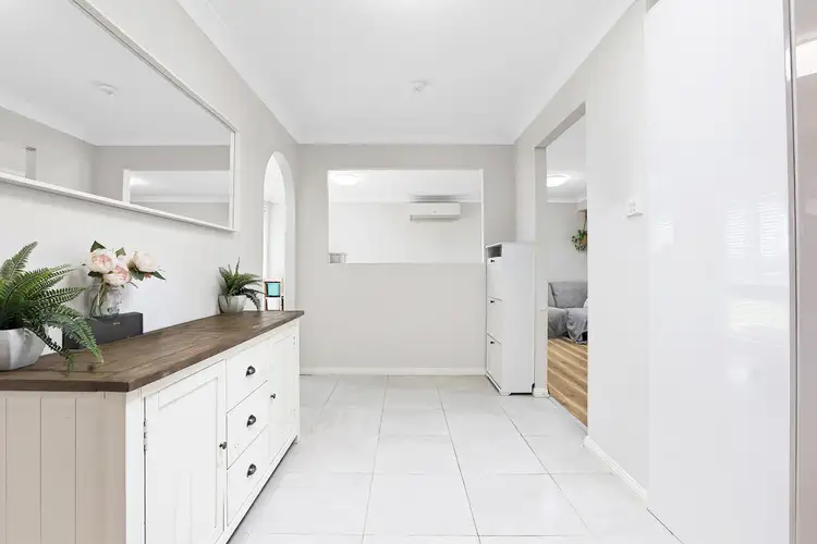 Second view of Homely villa listing, 9/4 Woodvale Close, Plumpton NSW 2761