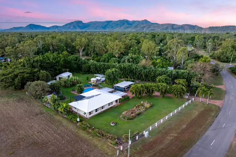 220 Kelso Drive, Kelso QLD 4815