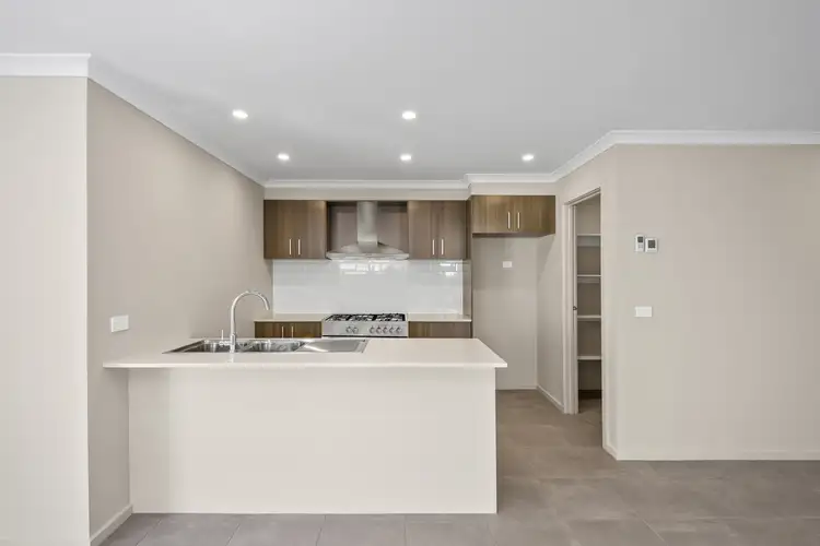 Fourth view of Homely house listing, 15 Foundry Circuit, Beveridge VIC 3753
