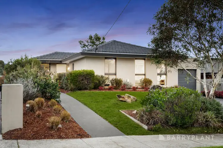 10 Gladesville Drive, Kilsyth VIC 3137