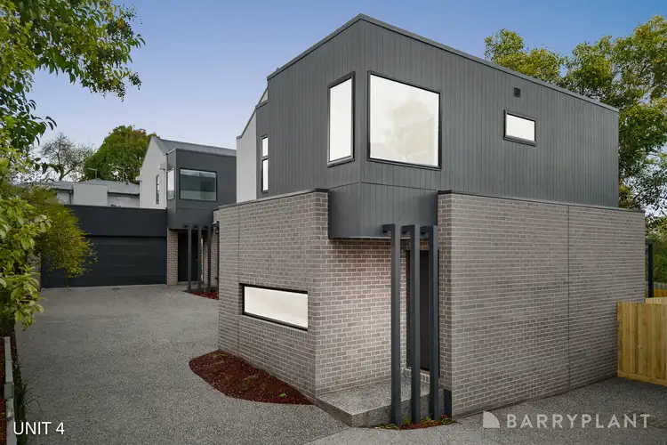 3&4/3 Ross Road, Croydon VIC 3136