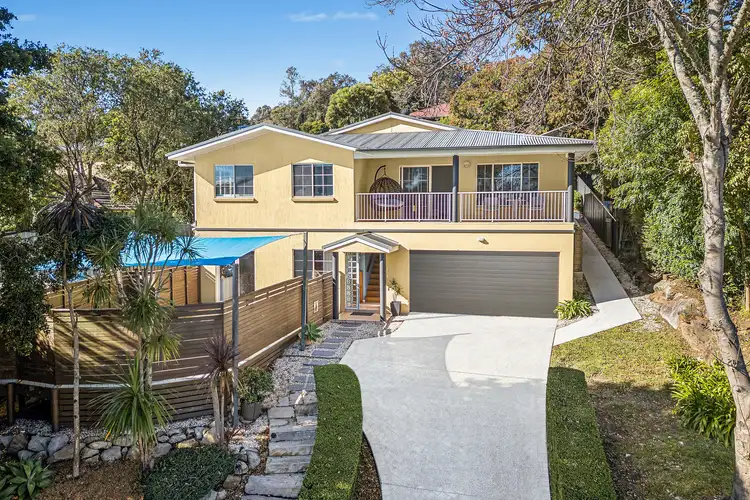 11 Pineridge Close, Lisarow NSW 2250