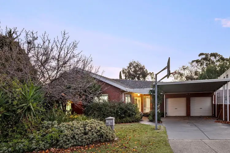 8 Montpellier Drive, Werribee VIC 3030