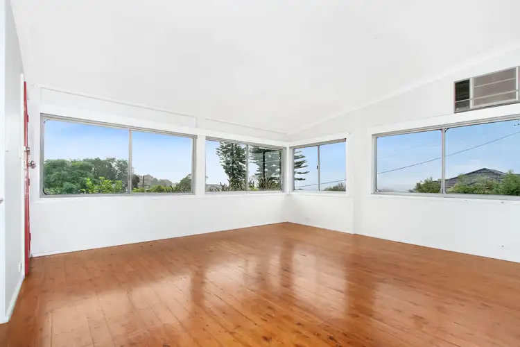 196 Mount Keira Road, Mount Keira NSW 2500