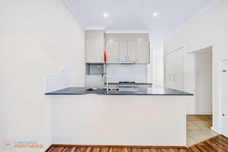 27/1 Arthur Blakeley Way, Coombs ACT 2611
