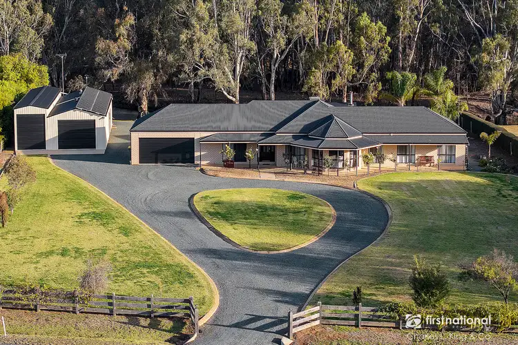 5 Lagoona Drive