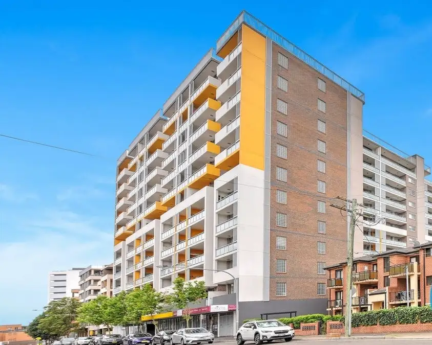 Main view of Homely unit listing, 18/6-14 Park Road, Auburn NSW 2144