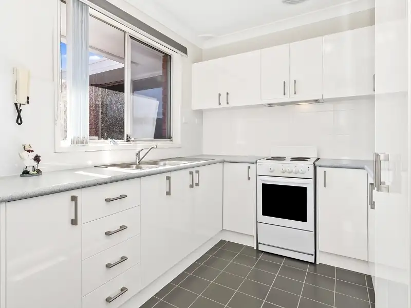 Main view of Homely unit listing, 3/142 Pur Pur Avenue, Lake Illawarra NSW 2528