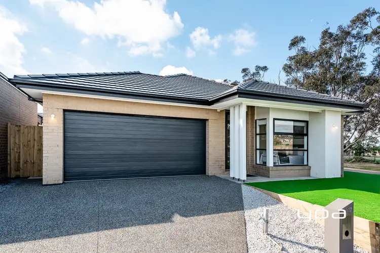 17 Vega Road, Sunbury VIC 3429
