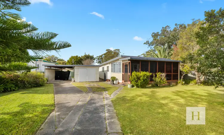 35 & 35a Gascoigne Avenue, Gorokan NSW 2263