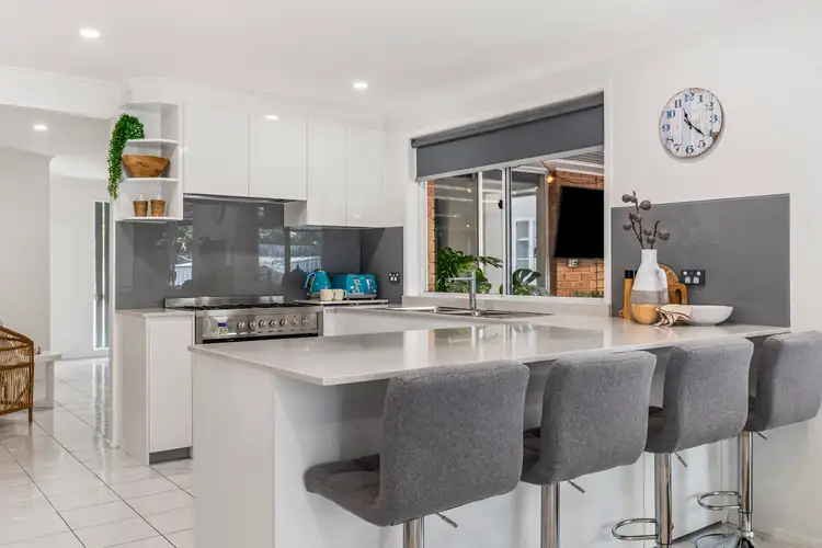 161 Henderson Road, Saratoga NSW 2251
