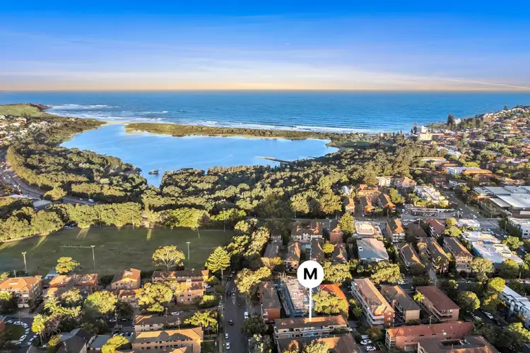 Fifth view of Homely apartment listing, 4/2 Lismore Avenue, Dee Why NSW 2099