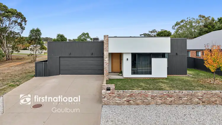 33 Theatre Drive, Goulburn NSW 2580