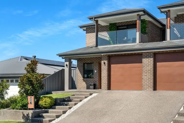 17a Sapphire Road, Kembla Grange NSW 2526