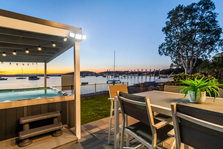 7 Walter Street, Belmont NSW 2280