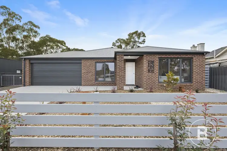 16 High Street, Avoca VIC 3467