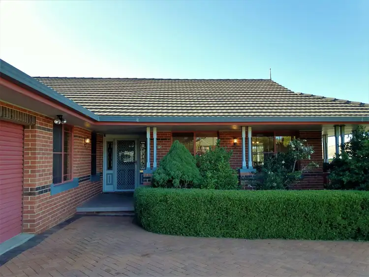 52 Dewhurst Drive, Mudgee NSW 2850