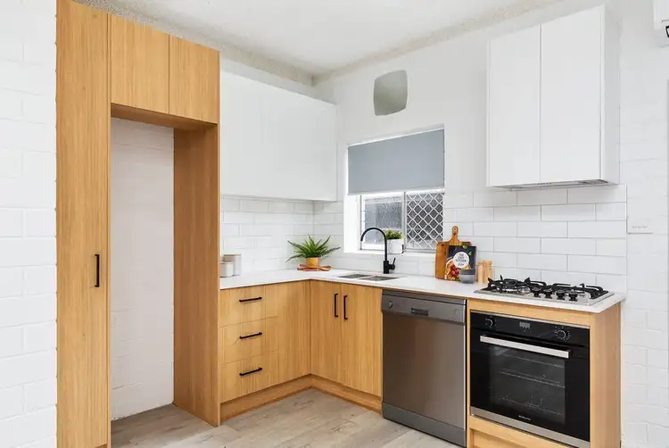 2/833 Marion Road