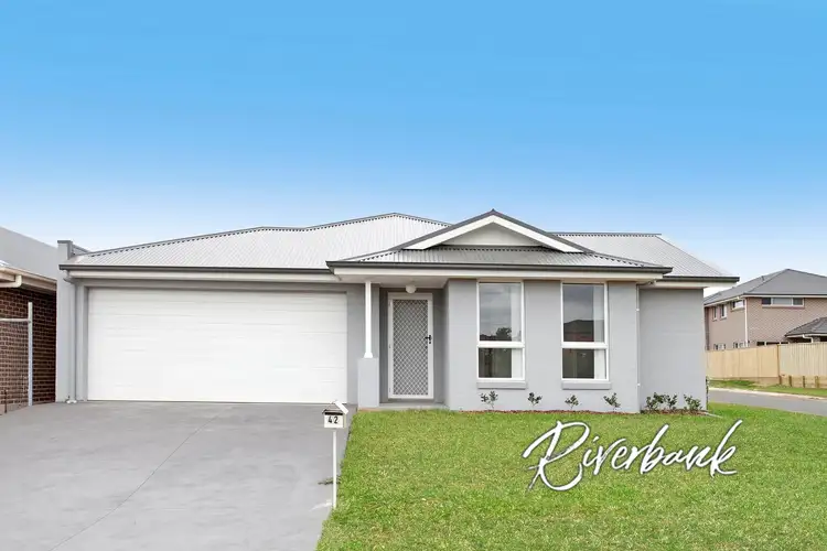 22 Tottenham Place, Glenfield NSW 2167