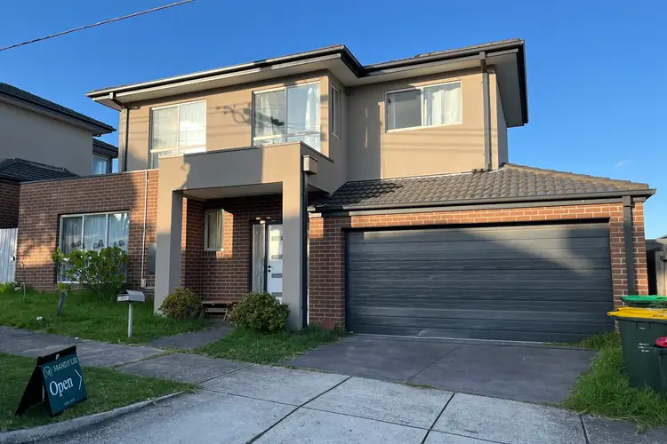 24 Faelen Street, Burwood VIC 3125