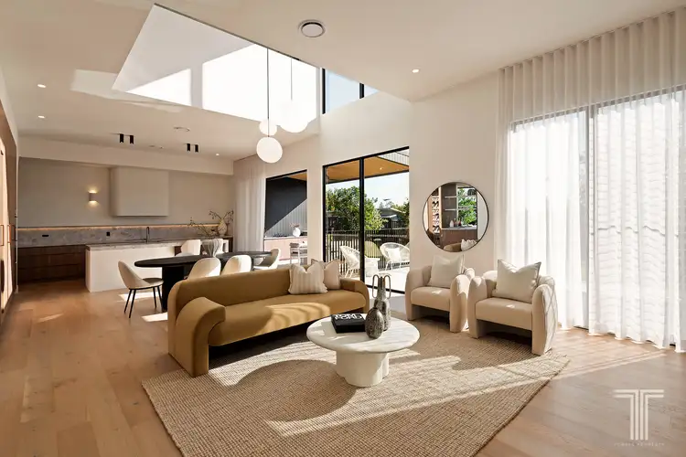 16 Indus Street, Camp Hill QLD 4152