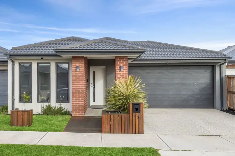25 Flannery Circuit, Charlemont VIC 3217
