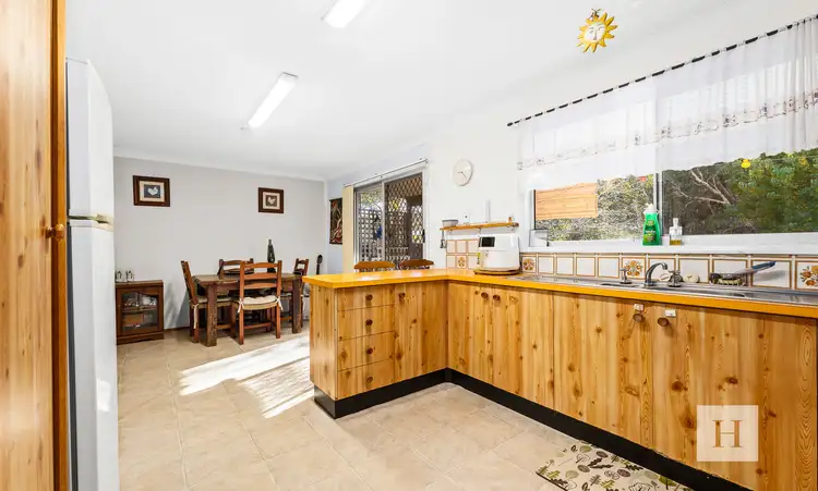 Second view of Homely house listing, 6 Azalea Close, Lake Munmorah NSW 2259