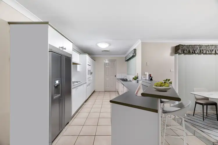 Fifth view of Homely house listing, 10 Toomung Circuit, Claremont Meadows NSW 2747