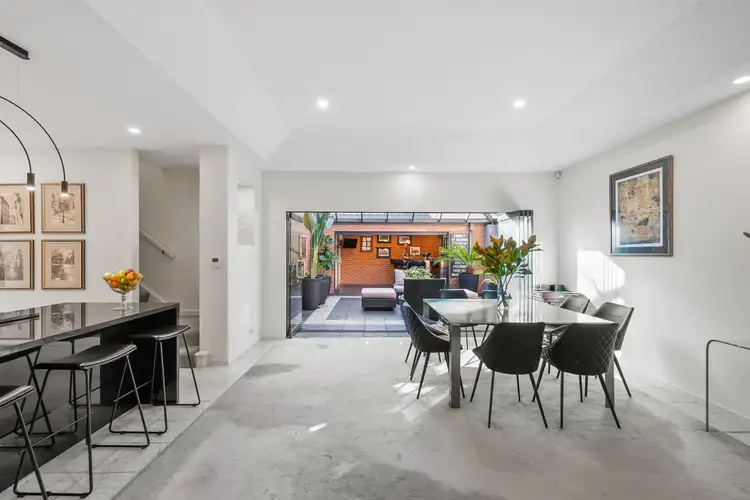 2/1 Ascot Street, Ascot Vale VIC 3032
