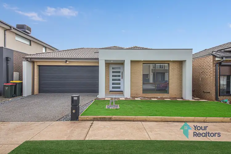 Main view of Homely house listing, 10 Bridport Circuit, Tarneit VIC 3029