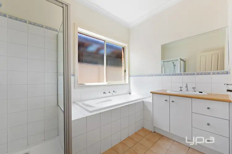 Fifth view of Homely house listing, 7 Clarendon Wynd, Caroline Springs VIC 3023
