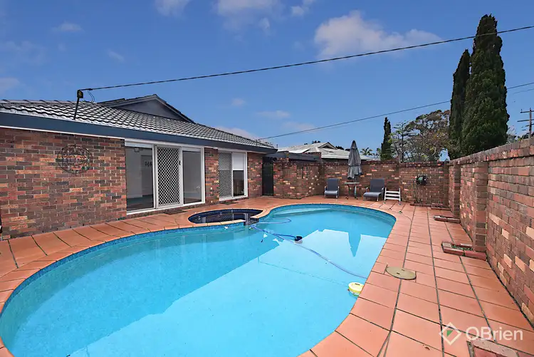 23 Grimwade Crescent, Frankston VIC 3199