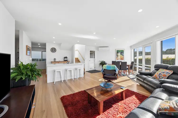 2/7 William Street, Lorne VIC 3232