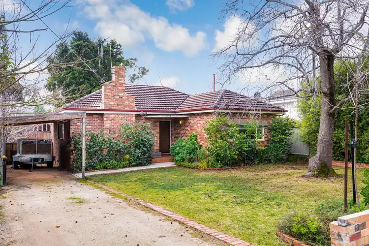 29 Hammer Street, Flora Hill VIC 3550