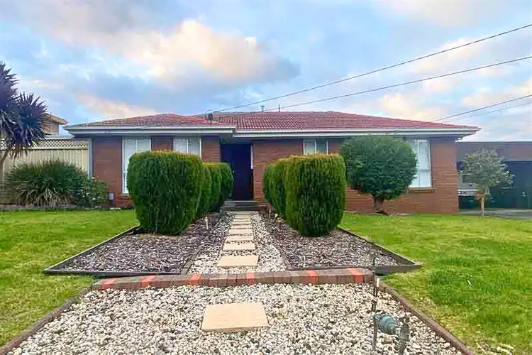 Main view of Homely house listing, 5 Nash Drive, Mulgrave VIC 3170