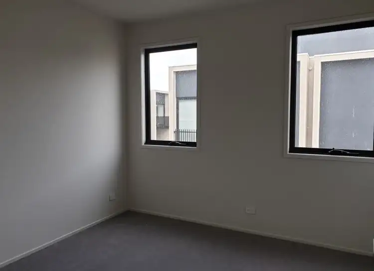 Fourth view of Homely townhouse listing, 12 Potter Walk, Alphington VIC 3078