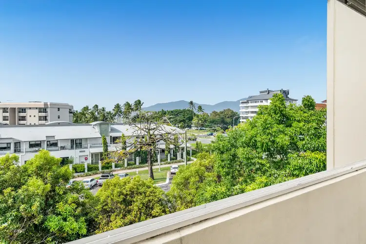304/92-98 Digger Street, Cairns North QLD 4870