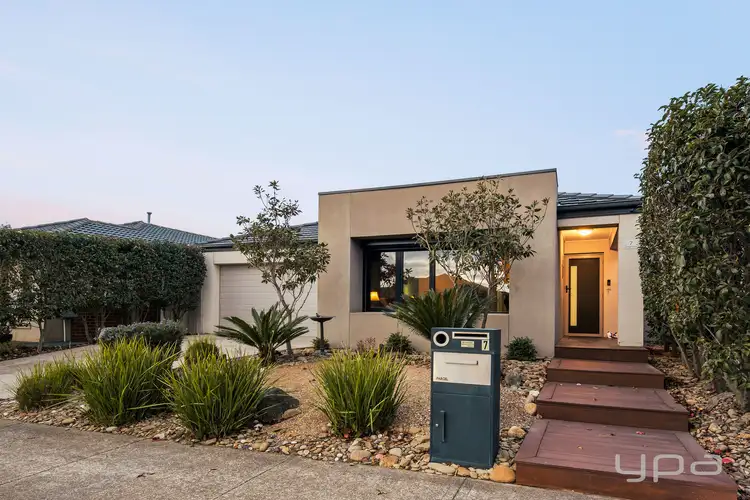7 Airfield Grove, Point Cook VIC 3030